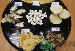 吹空調(diào)關節(jié)痛怎么辦？夏天吹空調(diào)體內(nèi)濕氣重怎么辦