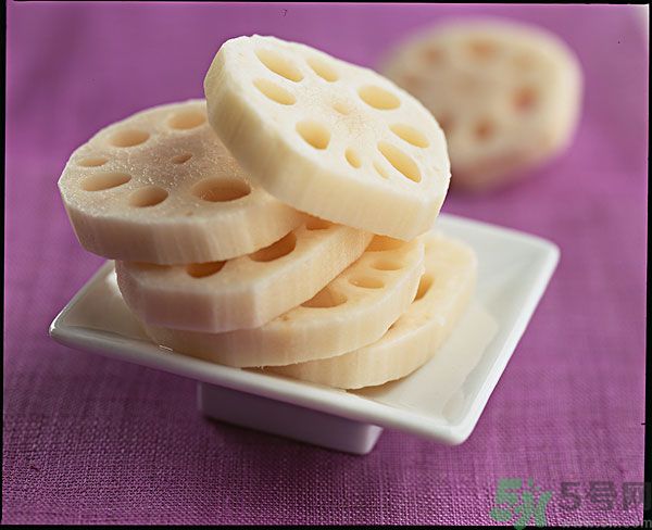 蓮藕里面的泥怎么清理？蓮藕里面的泥巴怎么洗？