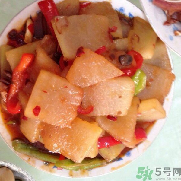 豆瓣醬的做法？豆瓣醬和黃豆醬的區(qū)別？