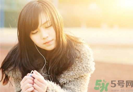 14歲女孩身高149cm正常嗎？14歲女孩身高標(biāo)準(zhǔn)是多少？