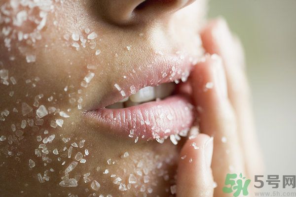 洗澡的時候可以敷面膜嗎？敷面膜和洗澡的順序