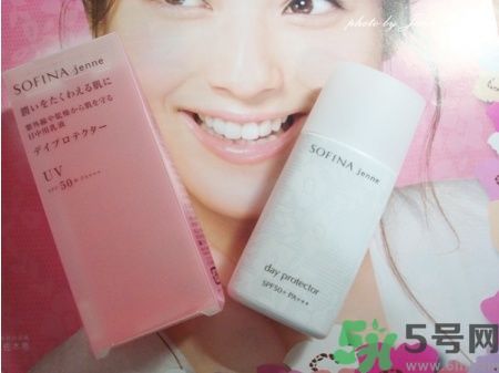 蘇菲娜sofina防曬霜哪款好用？sofina防曬白蕾絲藍(lán)蕾絲區(qū)別