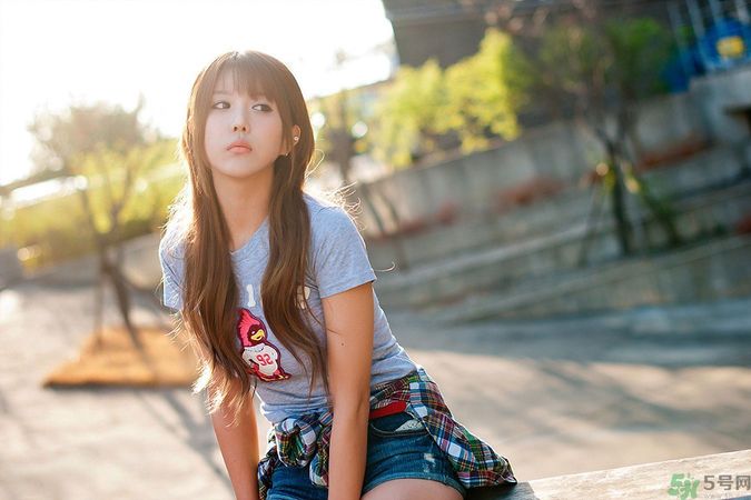 初中女生月經(jīng)不規(guī)律怎么回事？初中生月經(jīng)不準怎么辦？