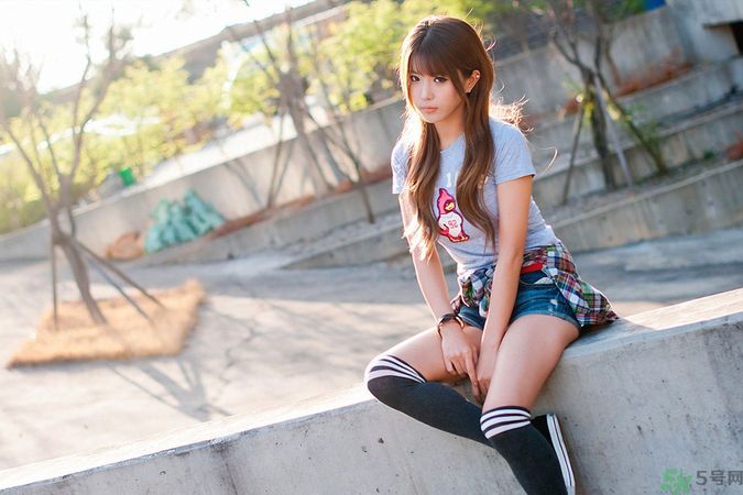 初中女生月經(jīng)不規(guī)律怎么回事？初中生月經(jīng)不準怎么辦？
