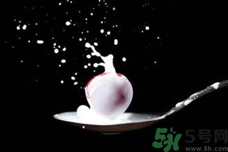 燒水壺可以煮牛奶嗎？燒水壺煮的牛奶可以喝嗎？