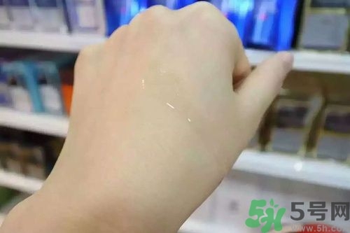 AHC神仙水效果怎么樣？AHC神仙水怎么用？