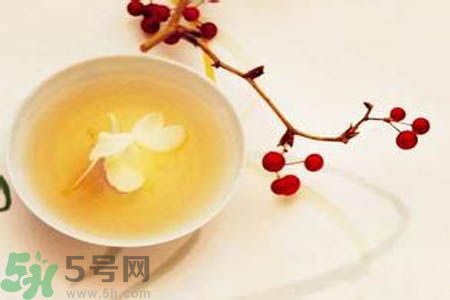 月經(jīng)期間可以喝茉莉花茶嗎？月經(jīng)期間喝茉莉花茶好不好？