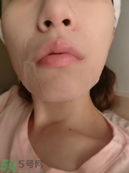 寵愛(ài)之名寵愛(ài)女孩礦物云絲面膜價(jià)格多少錢(qián)一盒
