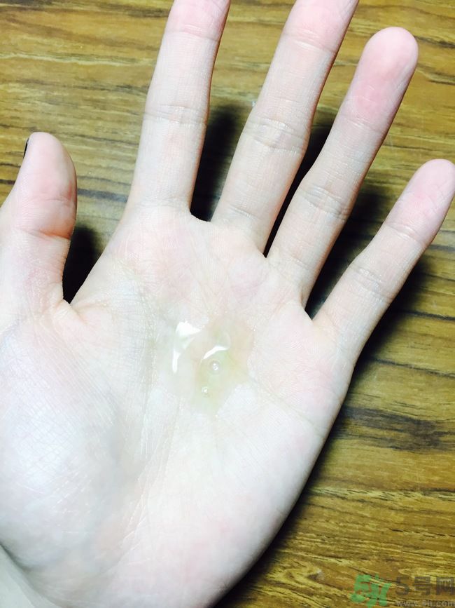 科顏氏藜麥煥膚精華怎么樣？科顏氏藜麥煥膚精華好用嗎