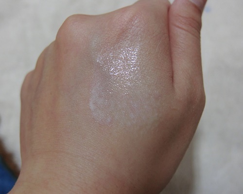 美寶蓮夢(mèng)幻奇跡控油透潤(rùn)持妝乳怎么樣？好用嗎？