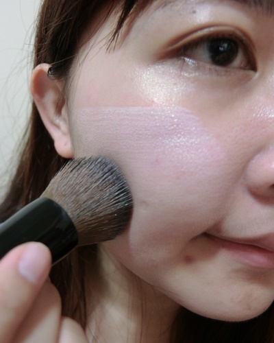 美寶蓮夢(mèng)幻奇跡控油透潤(rùn)持妝乳怎么樣？好用嗎？
