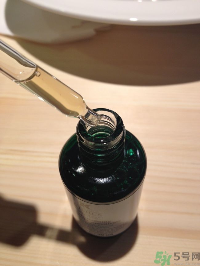 科顏氏藜麥煥膚精華怎么樣？科顏氏藜麥煥膚精華好用嗎