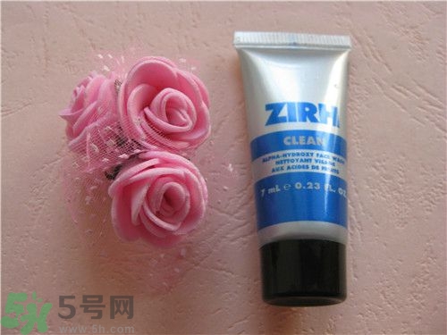 ZIRH仕顏果酸潔顏啫喱使用方法？仕顏果酸潔顏啫喱使用心得