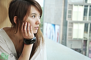 高冷是什么意思？別人說我高冷怎么辦？