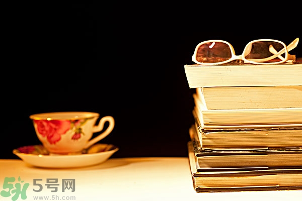 熬夜第二天怎么保持精神？熬夜第二天頭疼怎么辦？