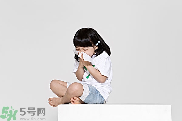 打噴嚏真的是有人在想你嗎？打噴嚏是有人罵你嗎？