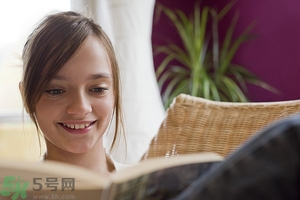 13歲女生胸部發(fā)育了正常嗎？13歲女生胸部發(fā)育要注意什么？