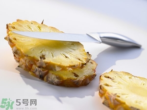 早上起來吃菠蘿好嗎？早餐吃菠蘿好嗎？