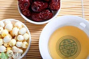 喝蓮子心能減肥嗎？蓮子心泡茶喝能減肥嗎？