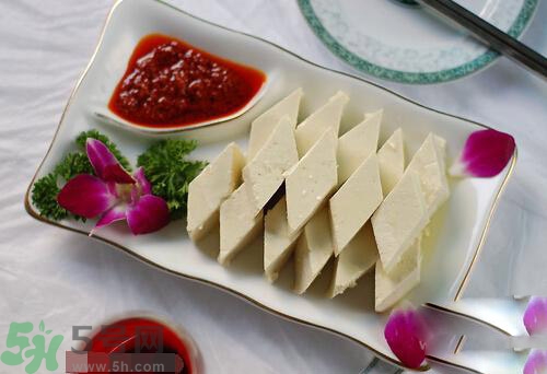 腎結石可以吃豆腐嗎？腎結石吃豆腐好嗎？