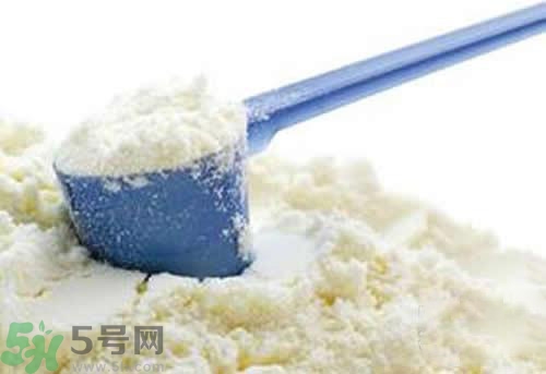 奶粉結(jié)塊是怎么回事？奶粉結(jié)塊可以吃嗎？