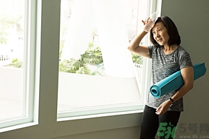 沒空調怎么讓屋里涼快？屋里沒空調怎么降溫？
