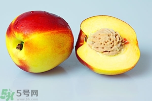 吃桃子會長胖嗎？桃子吃多了會長胖嗎？
