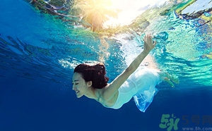 潛水能化妝嗎？女生潛水可以不可以化妝？