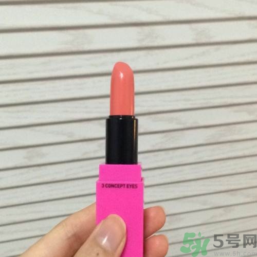 怎么選擇適合自己的口紅顏色？口紅顏色怎么選？