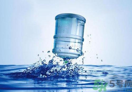 礦泉水和純凈水的區(qū)別是什么？礦泉水和純凈水哪個好？