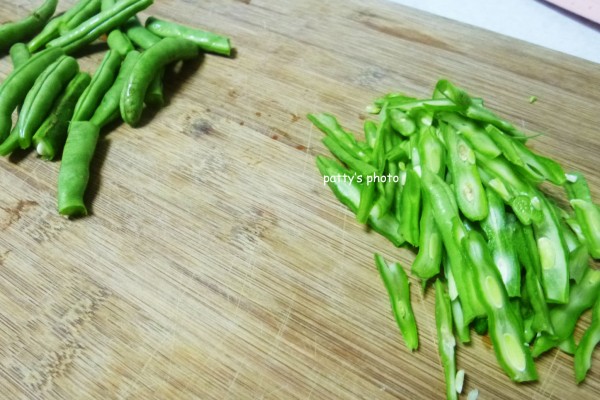 豆角隔夜還能吃嗎？隔夜的豆角能吃嗎？