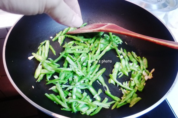 豆角隔夜還能吃嗎？隔夜的豆角能吃嗎？