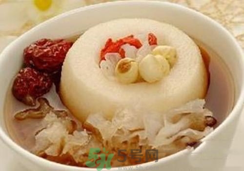 冰糖雪梨要去核嗎？燉冰糖雪梨要去核嗎？