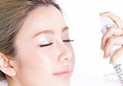 保濕噴霧可以當爽膚水嗎？保濕噴霧和爽膚水有什么區(qū)別？