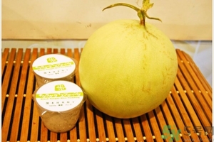 香瓜里面有紅點(diǎn)能吃嗎？香瓜瓤里面有紅點(diǎn)還能吃嗎？