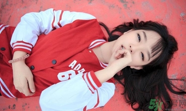 12歲女孩性早熟怎么辦？還會長高嗎？