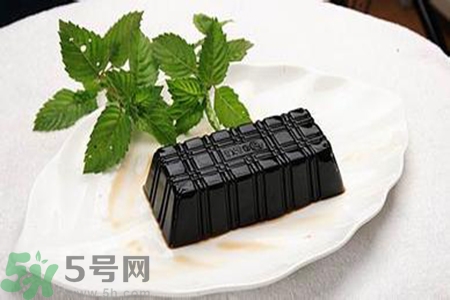 寶寶可以吃仙草嗎？寶寶吃仙草好嗎？