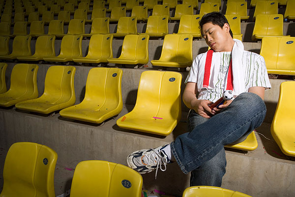 睡眠不足頭痛是什么原因？睡眠不足想吐怎么辦
