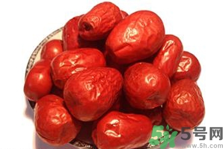夏天濕氣重吃什么好？夏天濕氣重不能吃什么？