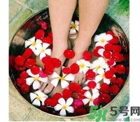 夏天泡腳好嗎？夏天用什么泡腳最好？