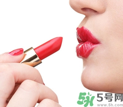 口紅哪個(gè)牌子好？口紅怎么涂好看？