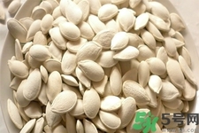 吃南瓜子的好處？吃南瓜子的壞處？