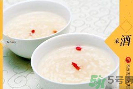 米酒有黑點是怎么回事？米酒有黑點能喝嗎？