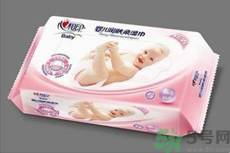 寶寶可以用濕巾紙擦屁股嗎？寶寶用濕巾紙擦屁股有什么危害？