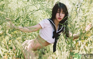 16歲女生乳房發(fā)育圖片？16歲女生還能長(zhǎng)高么？