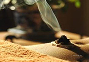蕁麻疹可以艾灸嗎？蕁麻疹艾灸哪個(gè)穴位？