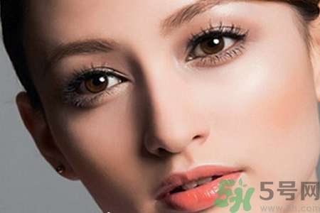 臥蠶怎么畫？臥蠶眼妝畫法步驟？