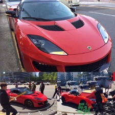李鐘碩開的什么車？姜哲開的什么車？