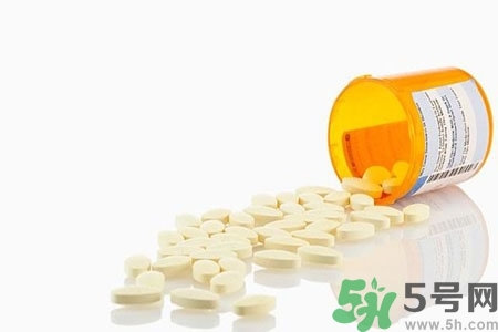 老年人補鈣吃哪種鈣片好？老年人如何選購補鈣產(chǎn)品？