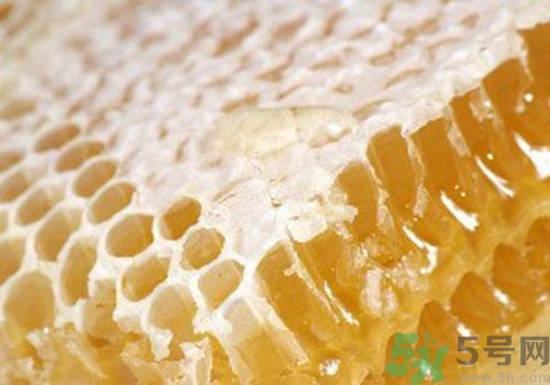 蜂膠什么時候吃最好？蜂膠吃多久才有效？